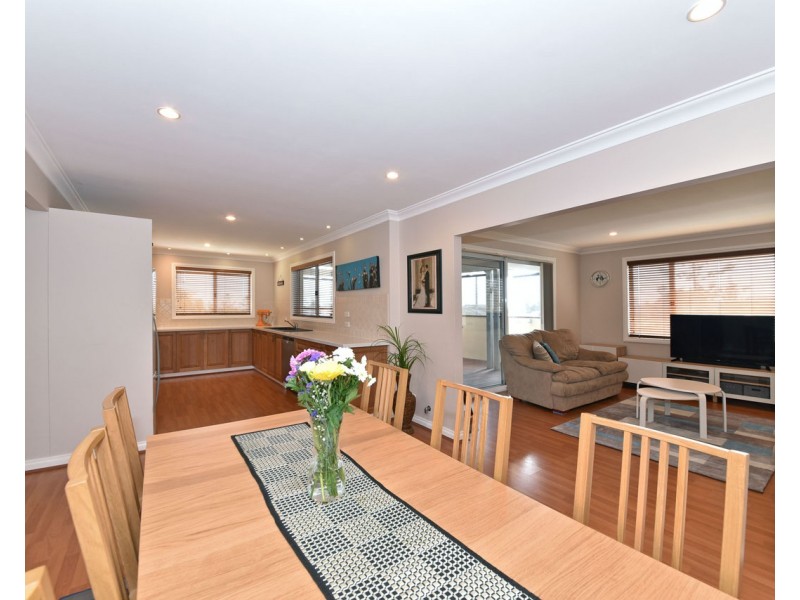 21A Holyhead Green, Mindarie WA 6030