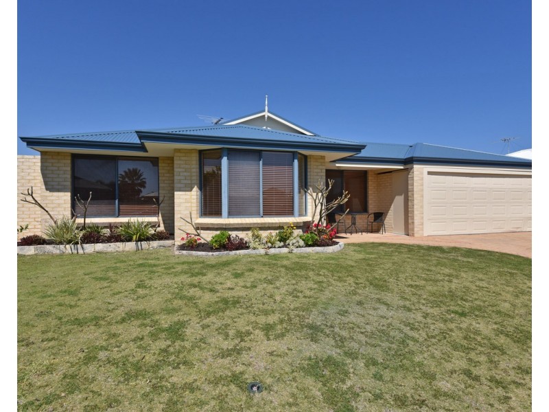 17 Mintaro Parade, Quinns Rocks WA 6030