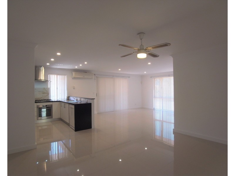 48 Renshaw Boulevard, Clarkson WA 6030