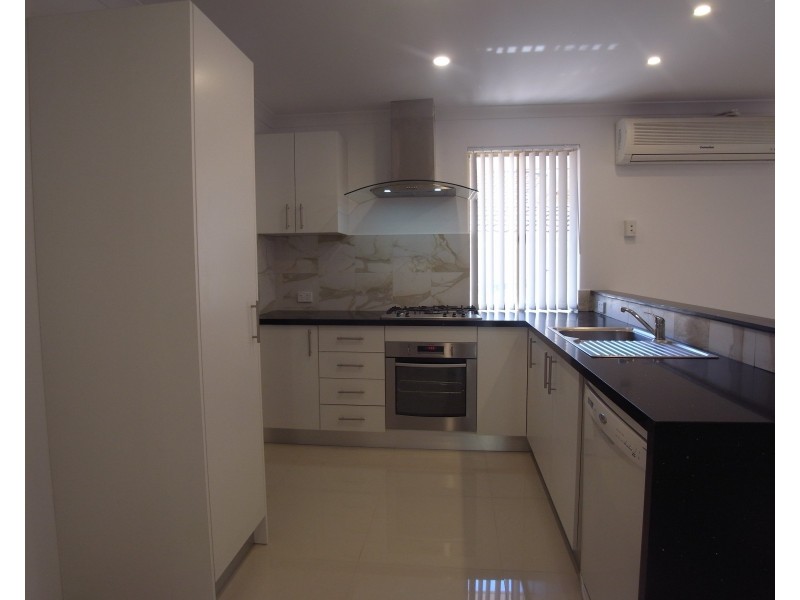 48 Renshaw Boulevard, Clarkson WA 6030