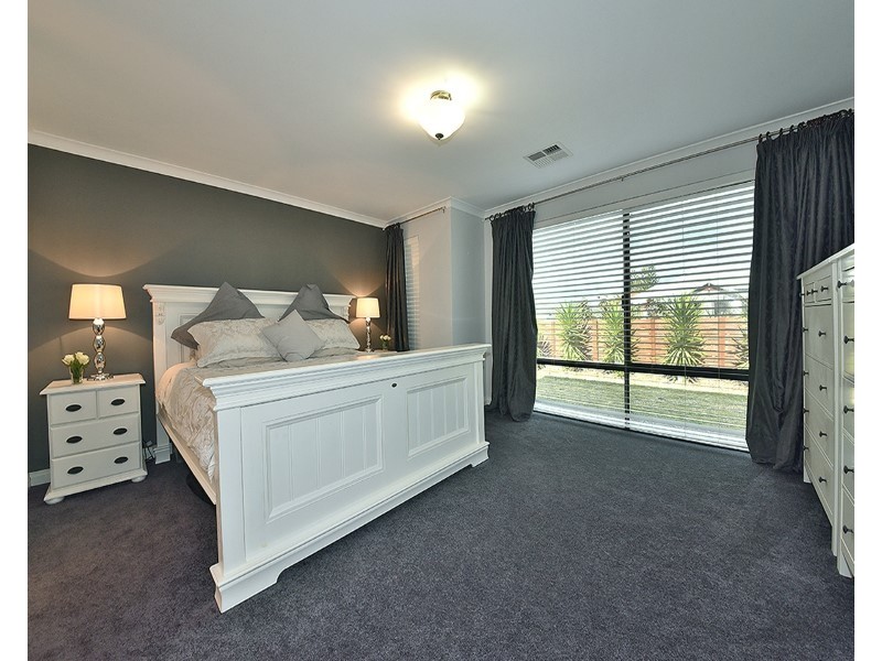 22 Sailboat Link, Jindalee WA 6036