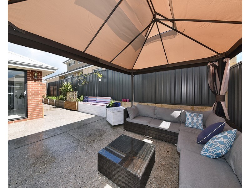 22 Sailboat Link, Jindalee WA 6036