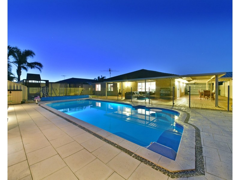 10 Geoff Russell Avenue, Kinross WA 6028