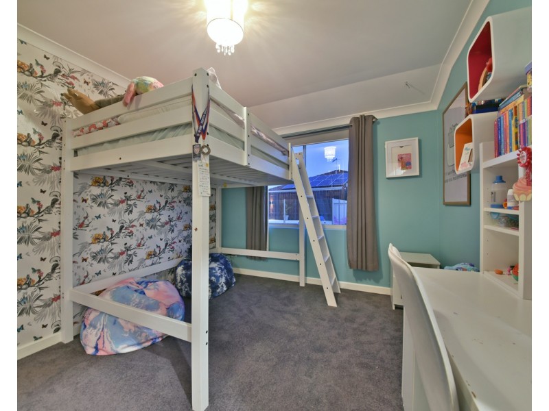 10 Geoff Russell Avenue, Kinross WA 6028