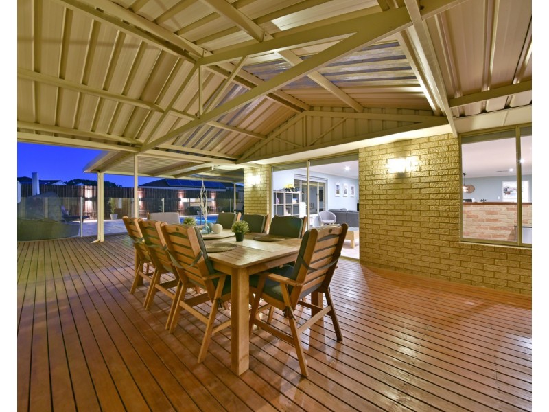 10 Geoff Russell Avenue, Kinross WA 6028