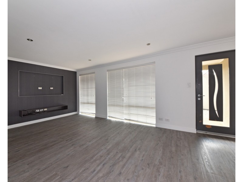 10 Tebb Mews, Clarkson WA 6030