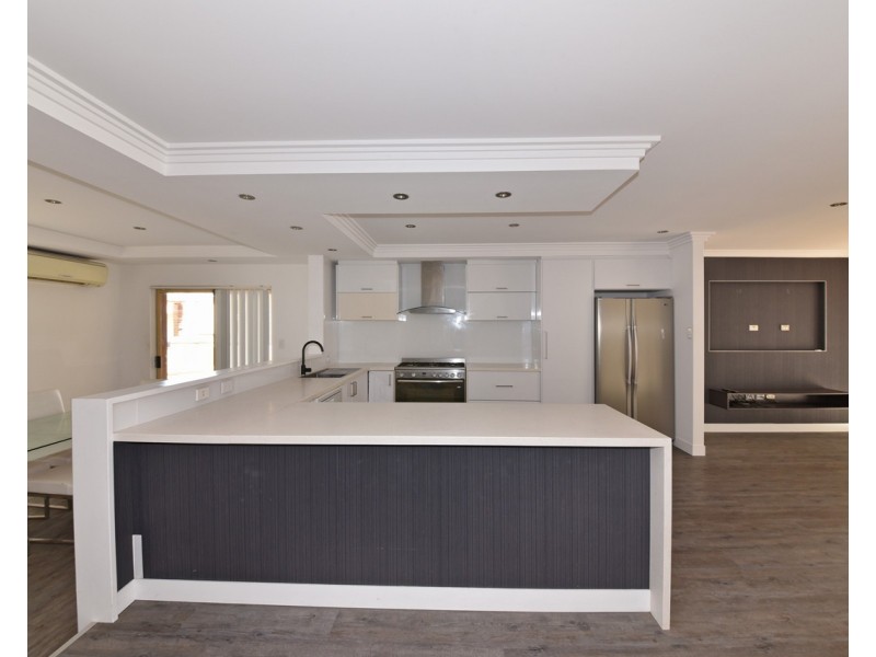 10 Tebb Mews, Clarkson WA 6030