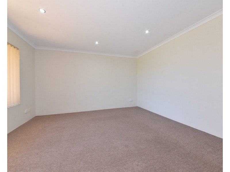 41 Olympus Loop, Merriwa WA 6030