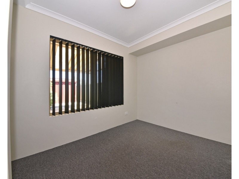 41 Olympus Loop, Merriwa WA 6030