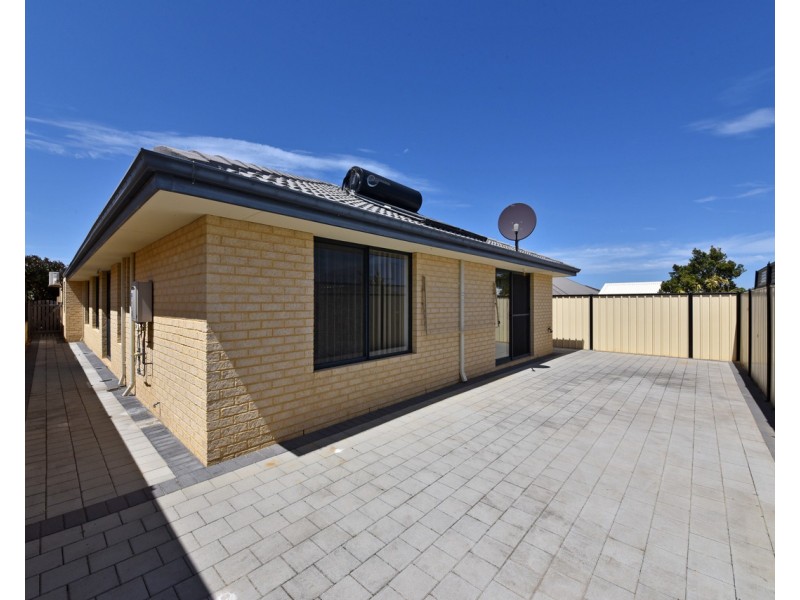 62 Somerly Drive, Clarkson WA 6030