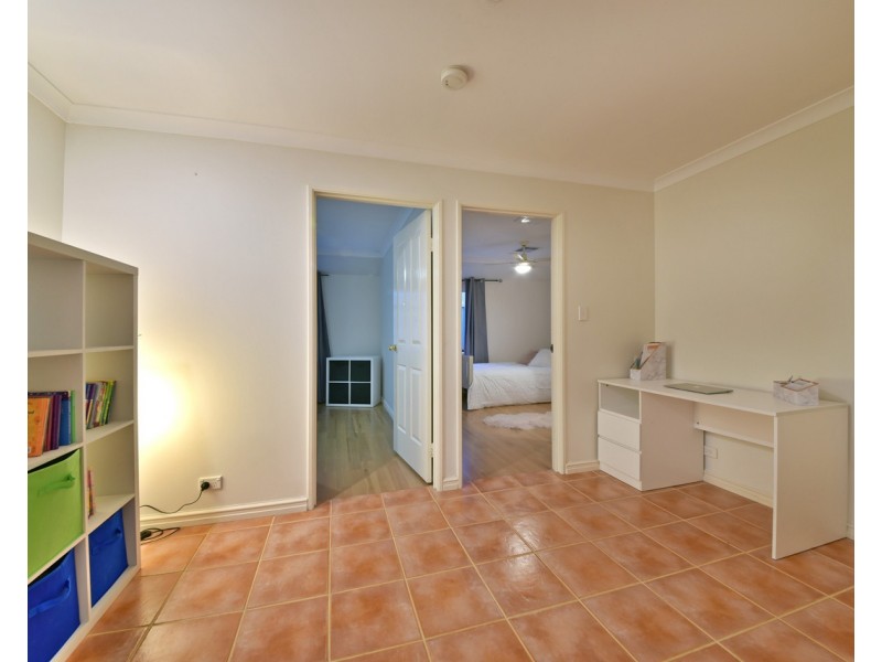 17 Macalpine Retreat, Kinross WA 6028