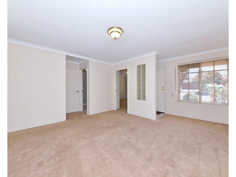 6A Whitby Close, Mindarie WA 6030