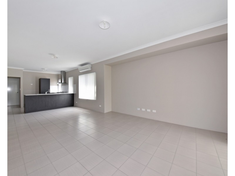 34 Everingham Street, Clarkson WA 6030