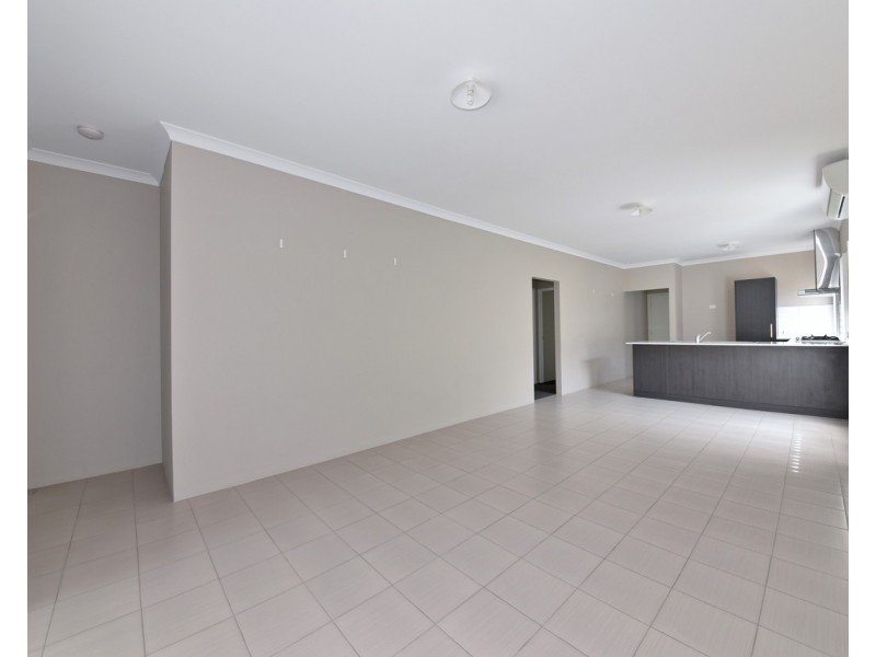 34 Everingham Street, Clarkson WA 6030