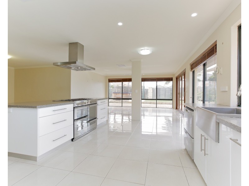 33 Tauranga Retreat, Mindarie WA 6030