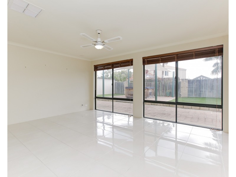 33 Tauranga Retreat, Mindarie WA 6030