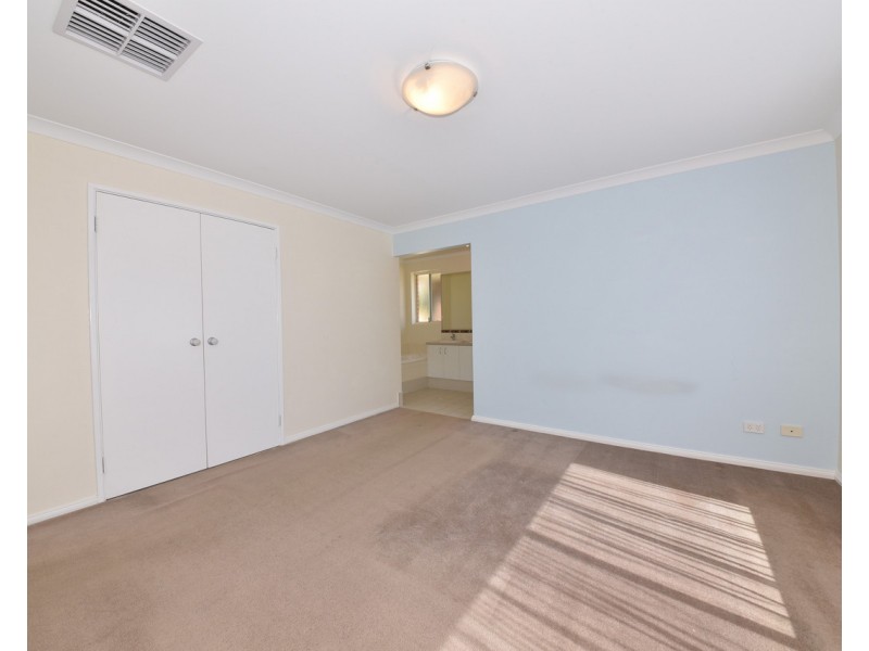 2 Agnes Way, Quinns Rocks WA 6030
