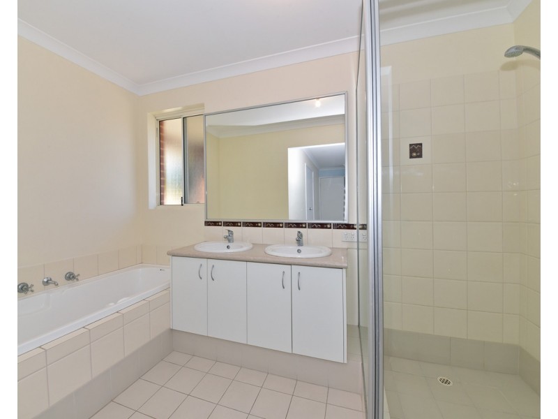 2 Agnes Way, Quinns Rocks WA 6030