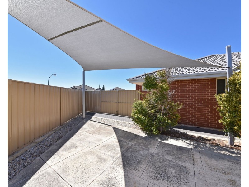 2 Agnes Way, Quinns Rocks WA 6030