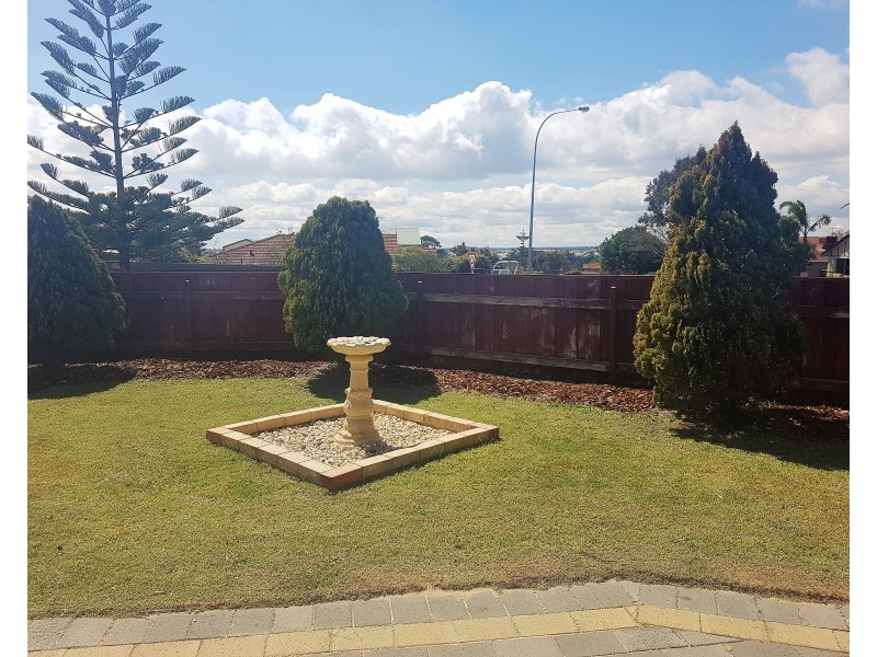 107 Santa Barbara Parade, Quinns Rocks WA 6030