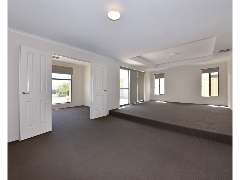 17 Clontarf Way, Butler WA 6036