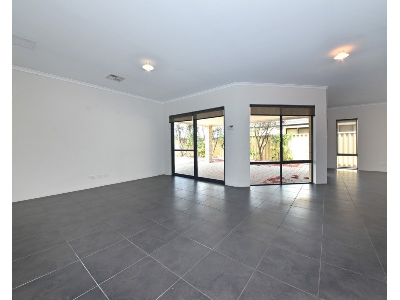 17 Clontarf Way, Butler WA 6036