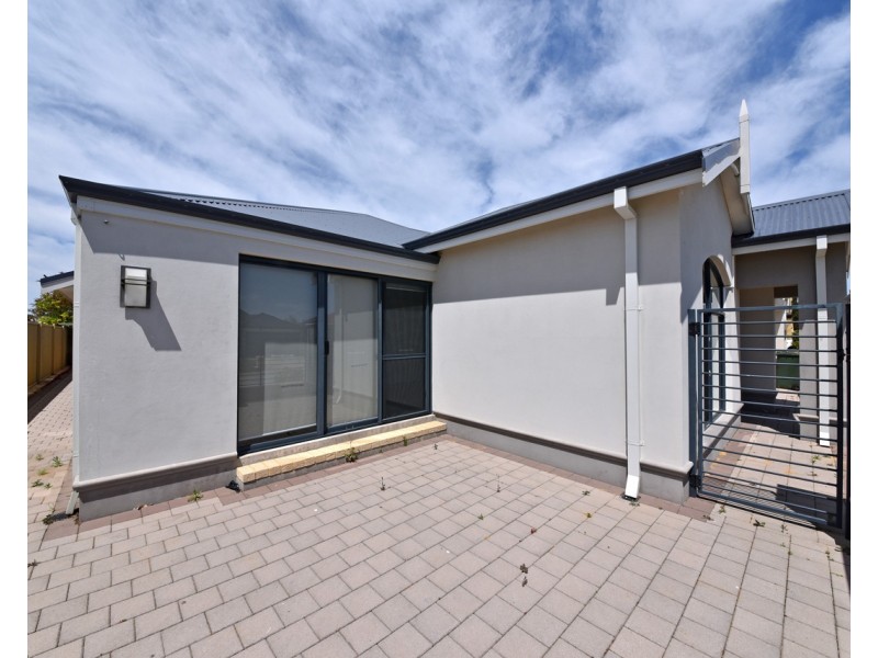 17 Clontarf Way, Butler WA 6036