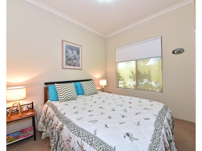 2 Baldwin Link, Butler WA 6036