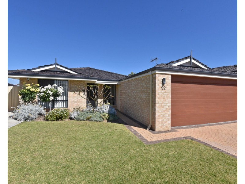 92 Roxburgh Circle, Kinross WA 6028