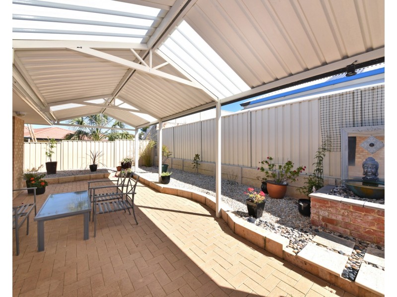 92 Roxburgh Circle, Kinross WA 6028