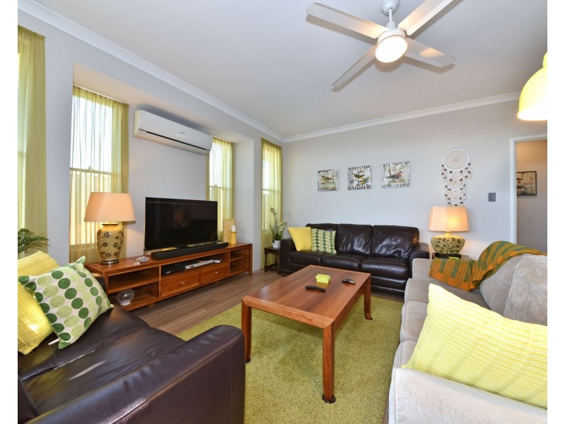 7 Ecru Street, Eglinton WA 6034