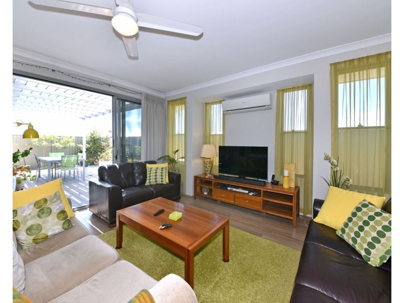 7 Ecru Street, Eglinton WA 6034