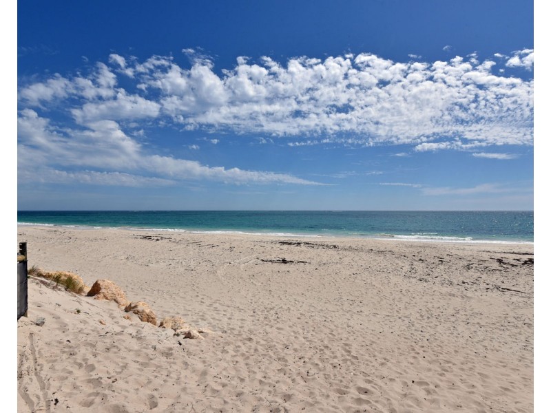 7 Ecru Street, Eglinton WA 6034