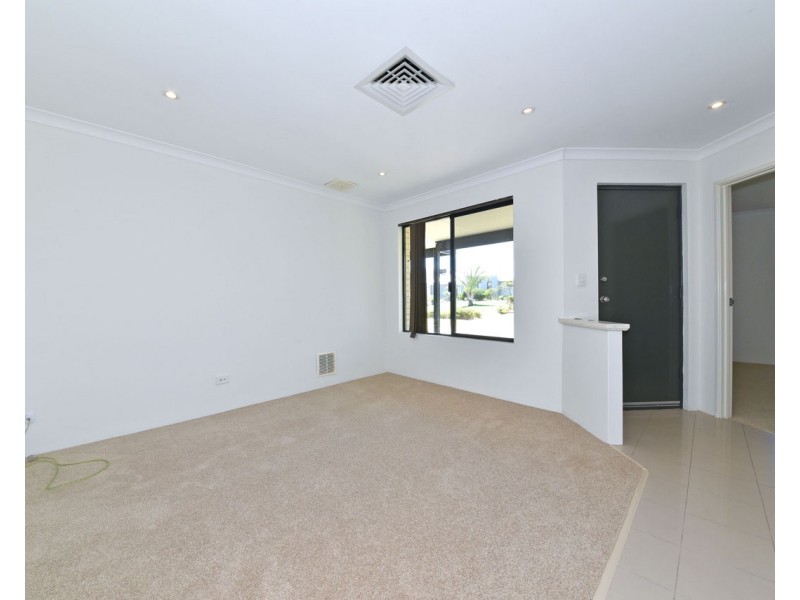 17 Beachtown Vista, Clarkson WA 6030