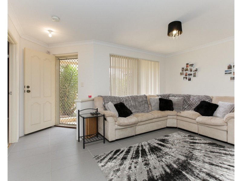 8 Woodstock Way, Butler WA 6036