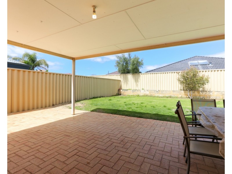 8 Woodstock Way, Butler WA 6036