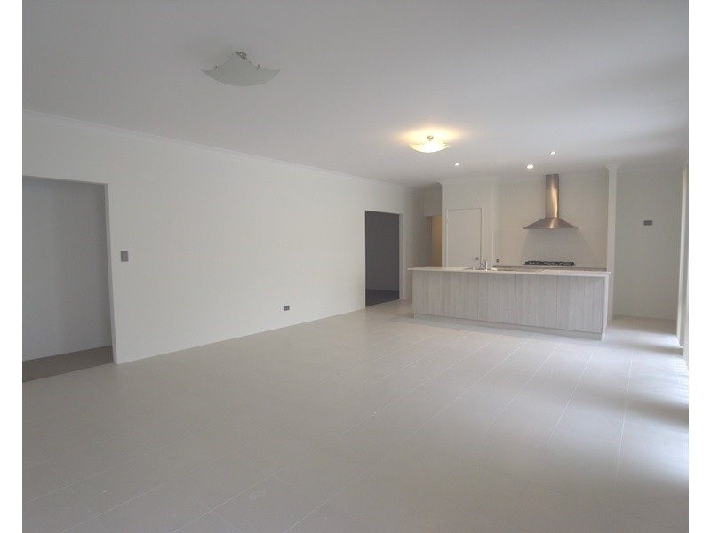 12  Amsterdam Crescent, Alkimos WA 6038