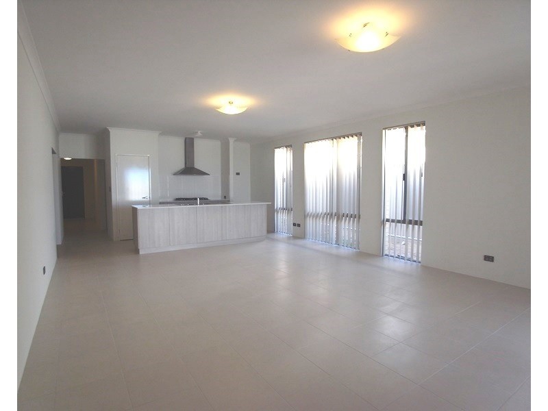 12  Amsterdam Crescent, Alkimos WA 6038