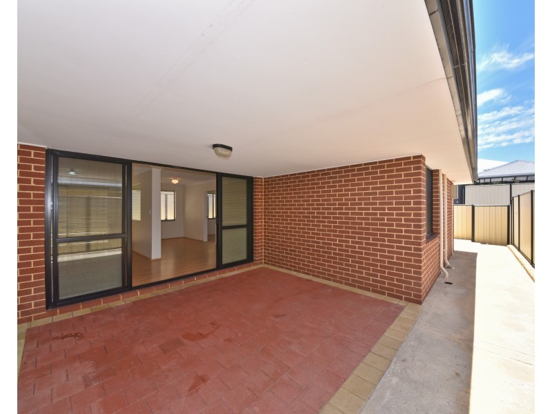 10  Somerly Drive, Clarkson WA 6030