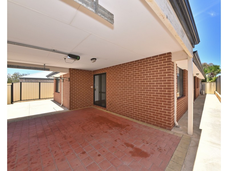 10  Somerly Drive, Clarkson WA 6030