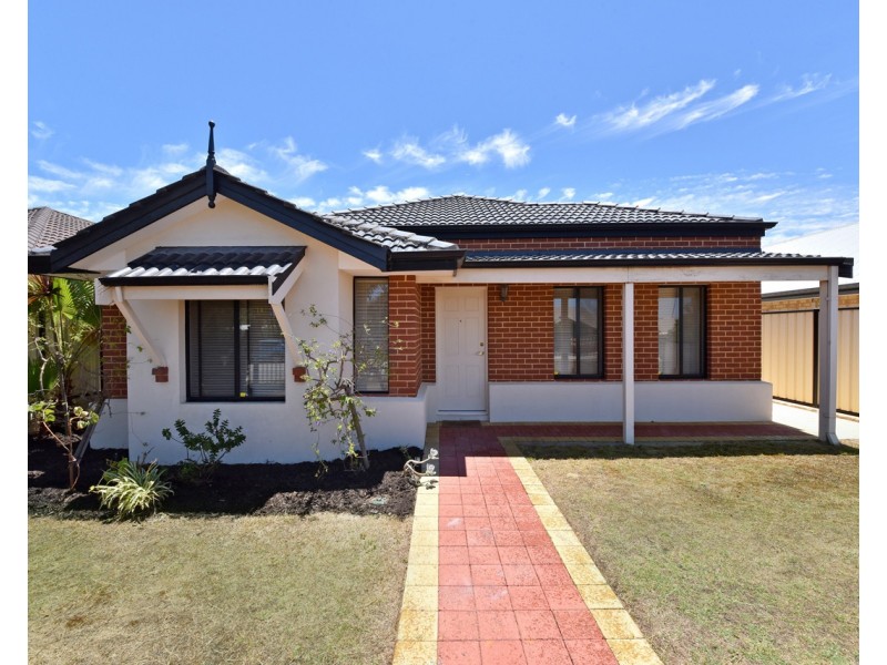 10 Somerly Drive, Clarkson WA 6030