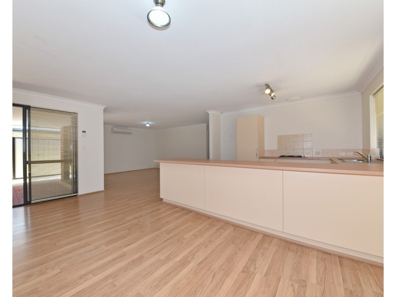 10 Somerly Drive, Clarkson WA 6030