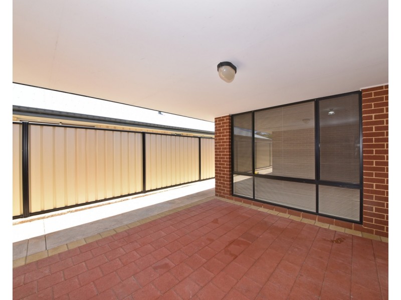 10 Somerly Drive, Clarkson WA 6030