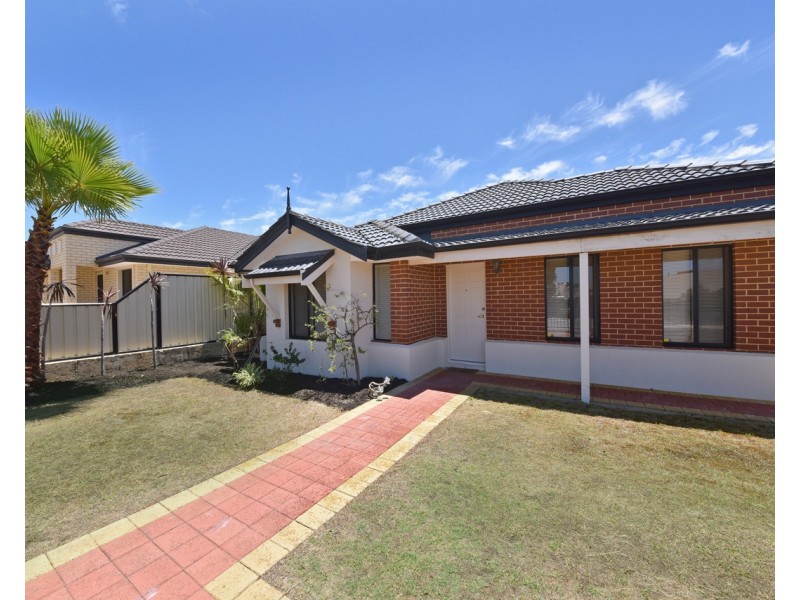 10 Somerly Drive, Clarkson WA 6030