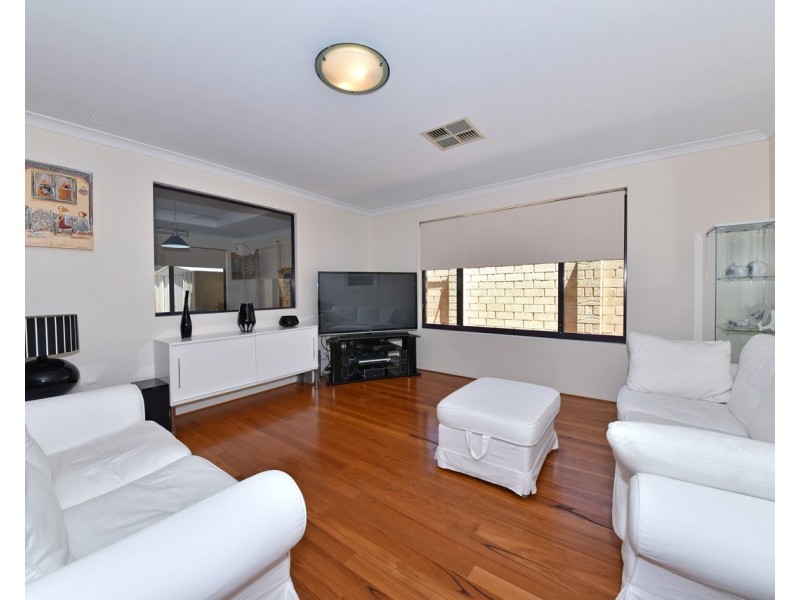 3 Lautoka Rise, Mindarie WA 6030