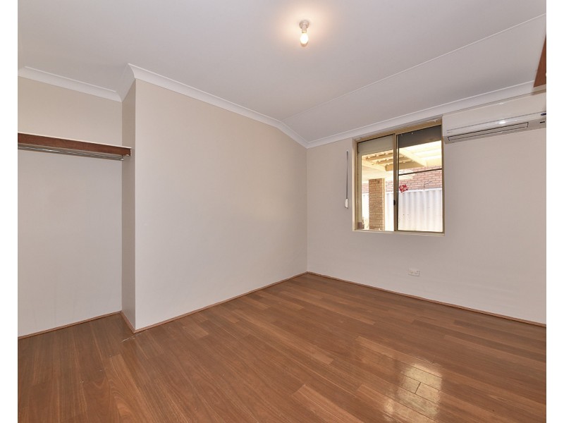 29 Turnatt Way, Wanneroo WA 6065