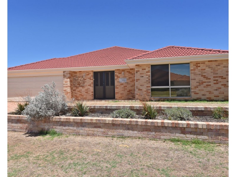 12 Reigate Way, Butler WA 6036