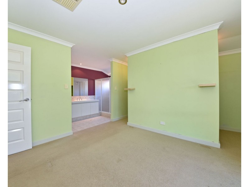 12 Reigate Way, Butler WA 6036