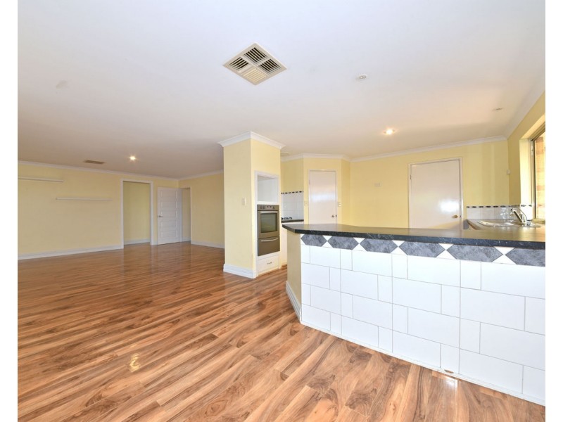 12 Reigate Way, Butler WA 6036