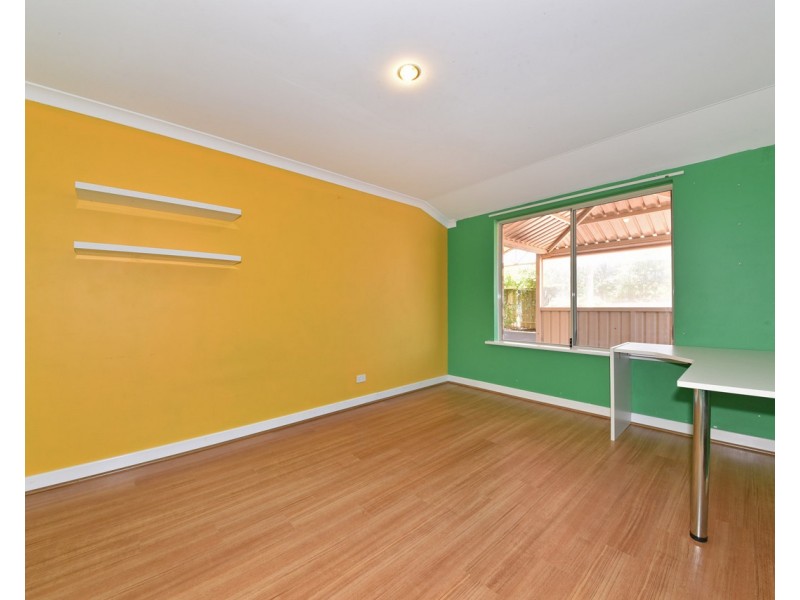 12 Reigate Way, Butler WA 6036